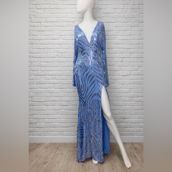 Fashion Nova You're Golden Sequin Maxi Dress - Blue S NWT Statement Piece Shiny - Picture 5 of 7